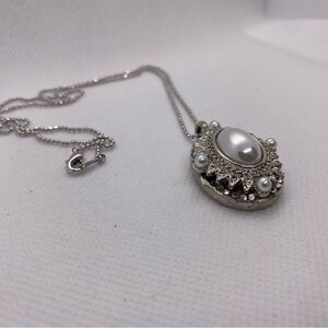 Silver Pearl Pendant Necklace
